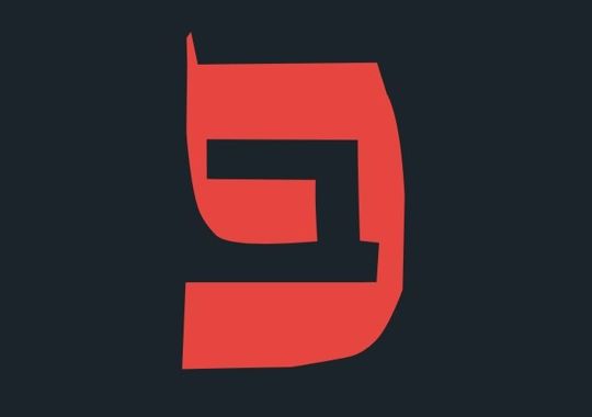 פה