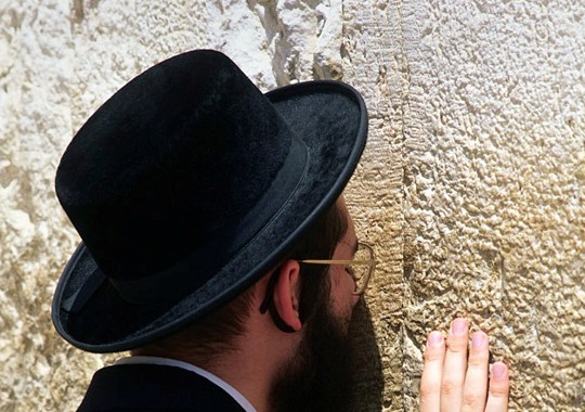 יהודי חרדי בכותל